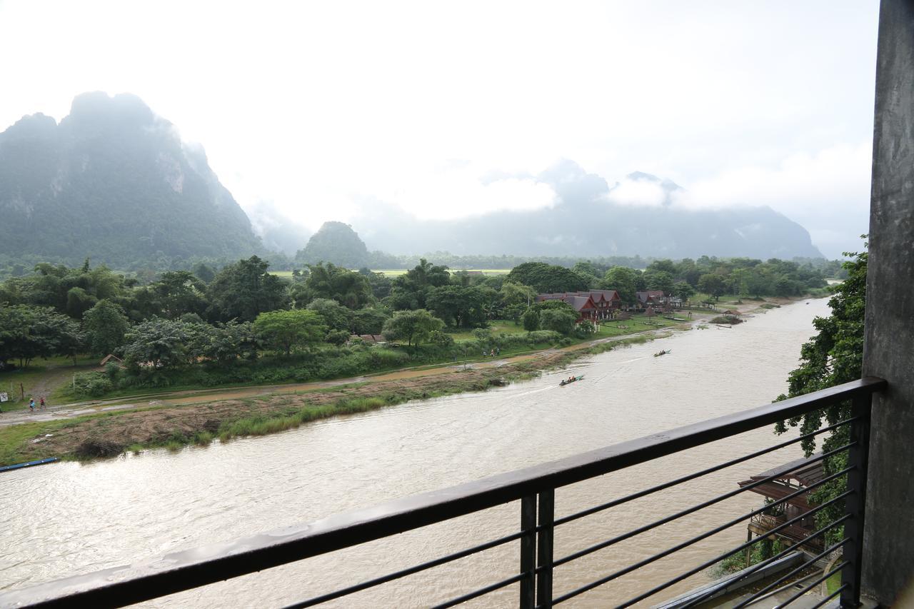 Inthira Vangvieng Hotel Vang Vieng Exterior photo